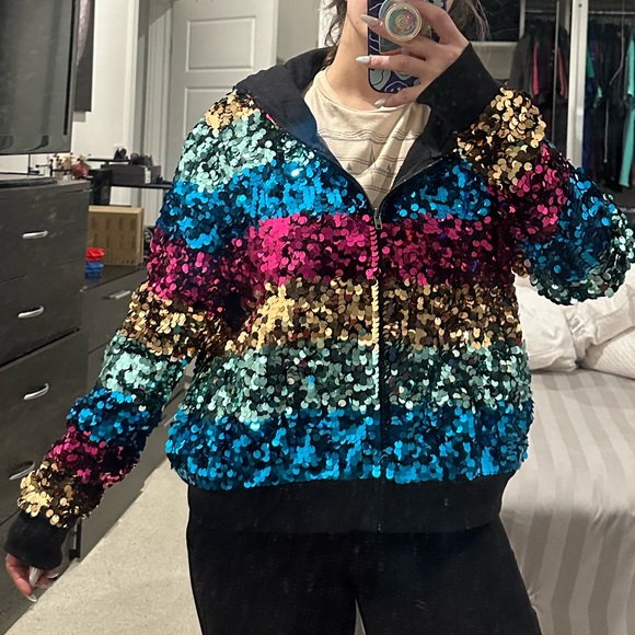 Victoria’s Secret Pink Limited Edition Rainbow Fashion Show Hoodie - Picture 6 of 6